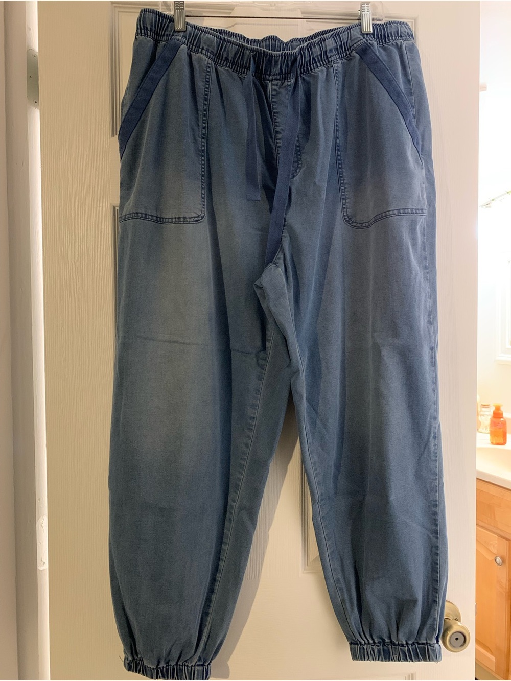 Time and Tru Elastic Waist Jogger Pants - denim